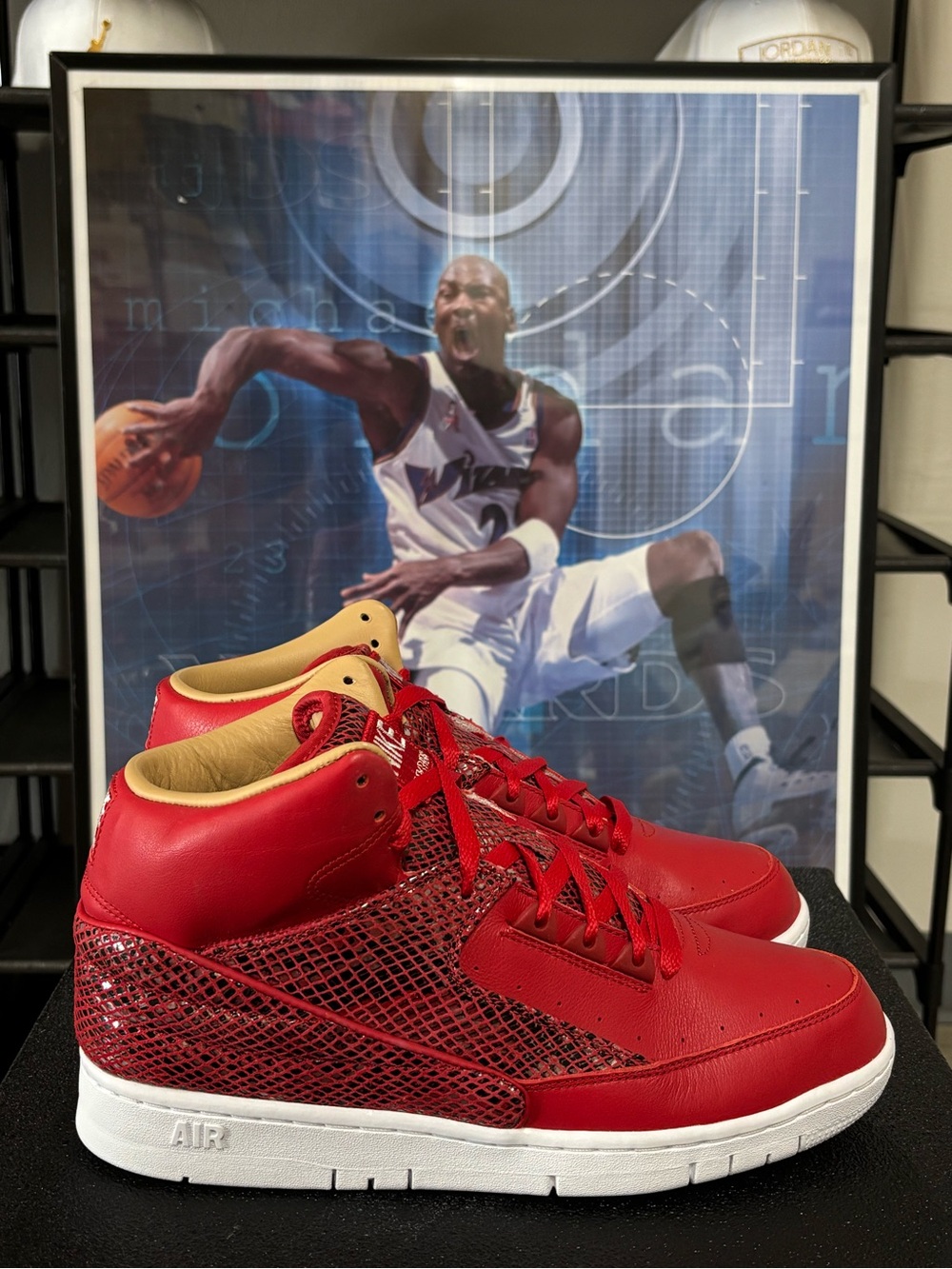Size 9- Men’s Nike Air Python Lux Sp Red 632631-601 RARE 2013 NEW